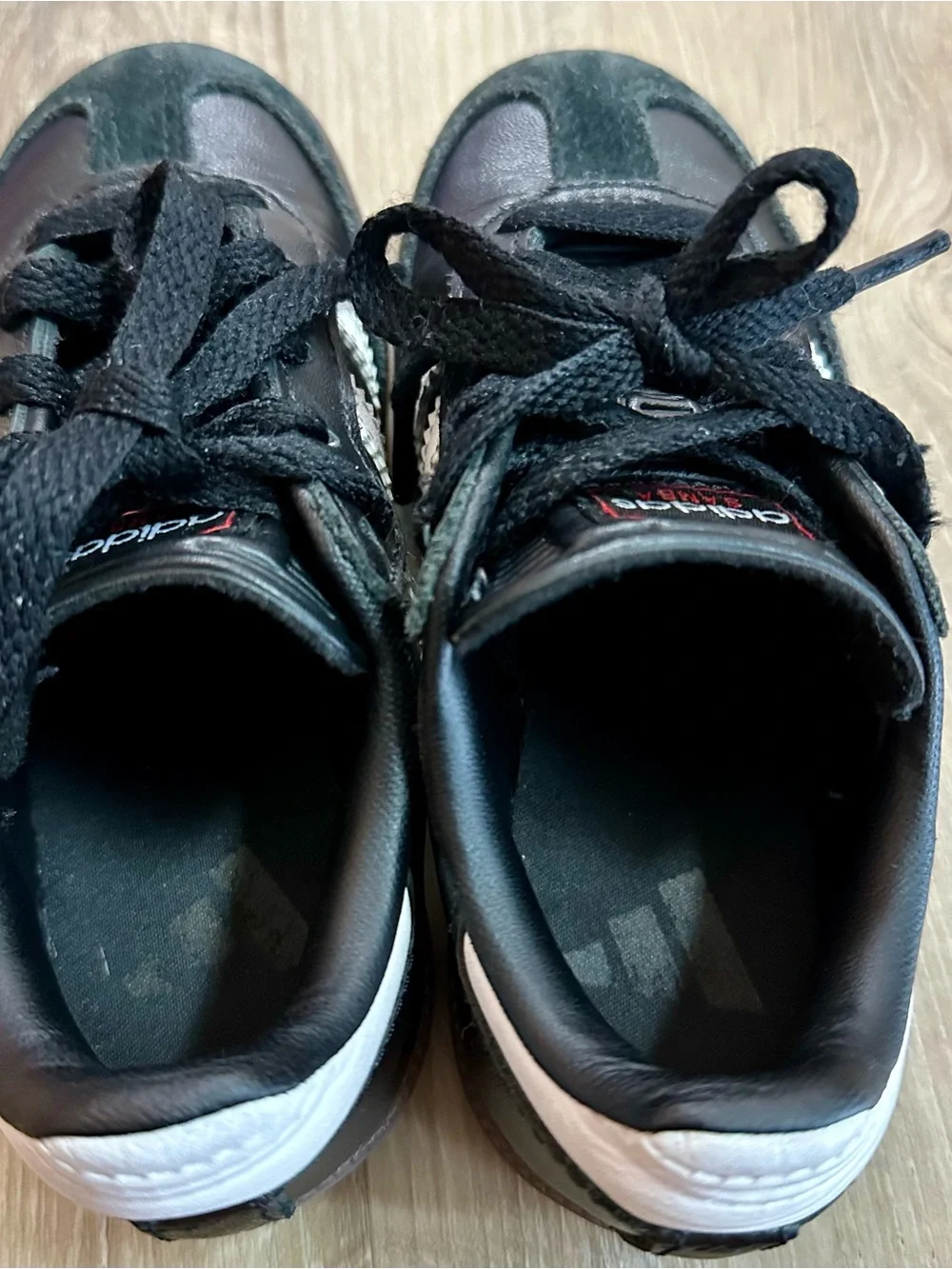 adidas Samba OG Kids Sneakers Black White Gum Size 9.5K Excellent condition